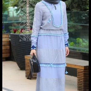 Annah Hariri modest dress